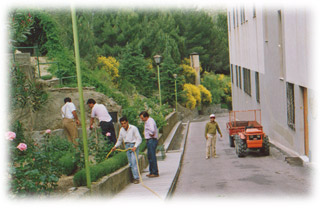 Soci fondatori e team attuale di Nuova Presenza